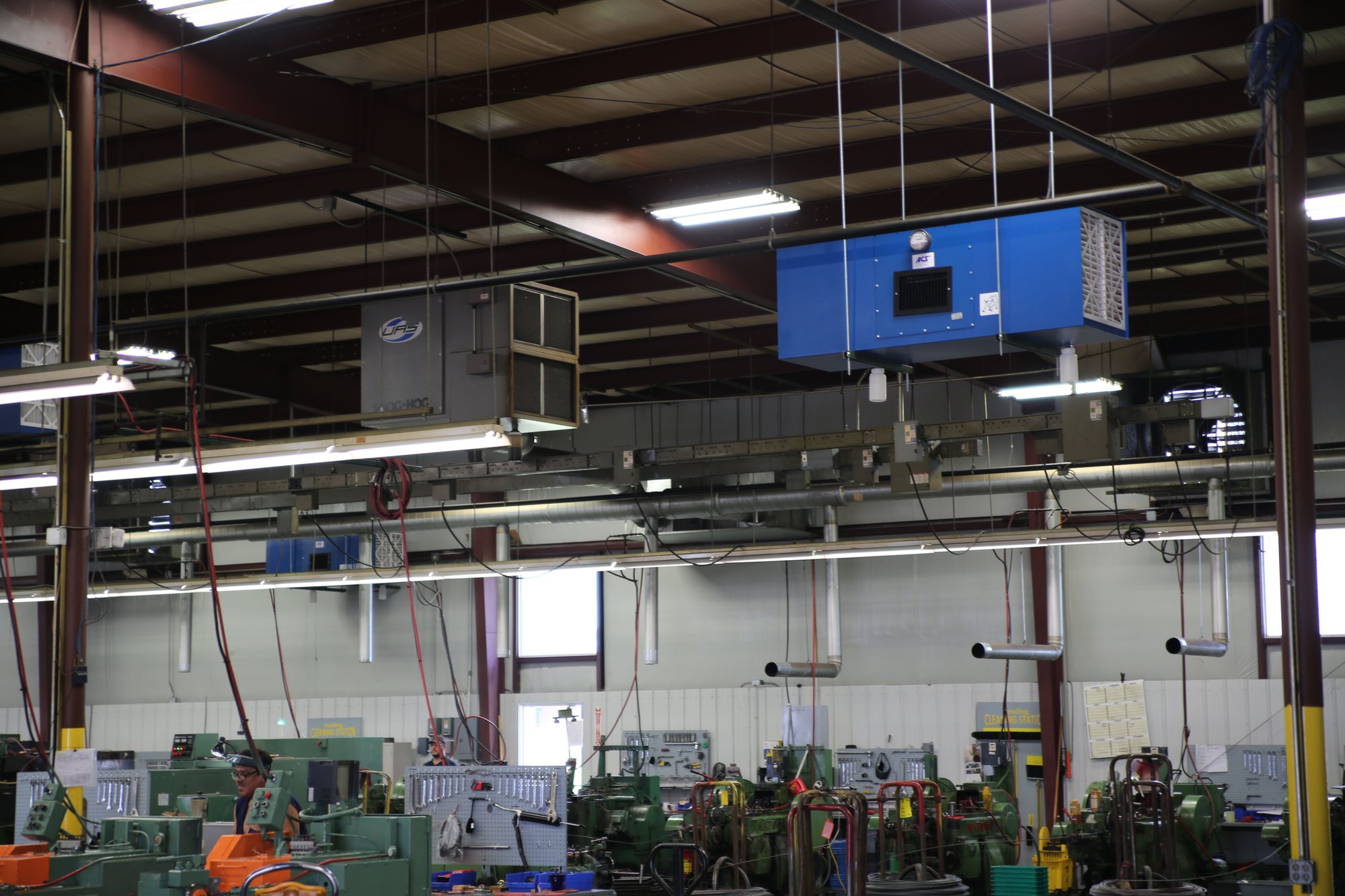 Blue Ox 3500C industrial air cleaner installed at Mac Fasteners manufacturing facility. Blue Ox 3500C industrial air cleaner installed at Mac Fasteners manufacturing facility.